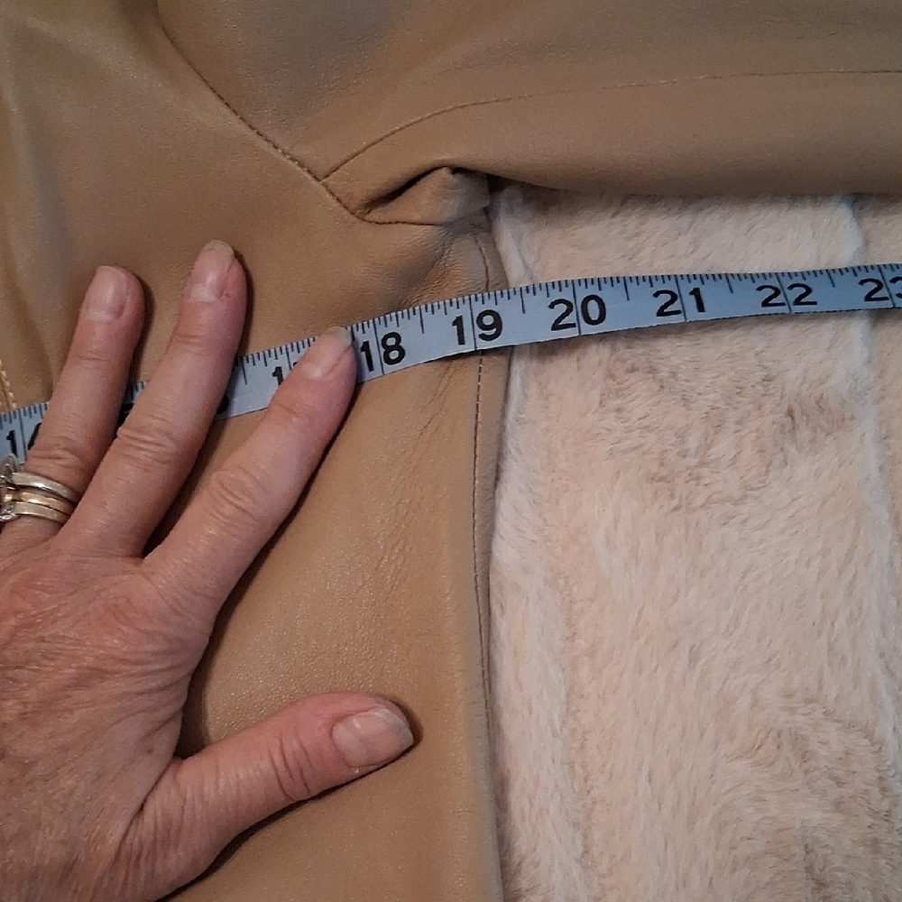 Classic Tan Leather Jacket for Women - Picture 8 of 12